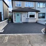 tarmacadam-driveway-dublin-natural-stone-border