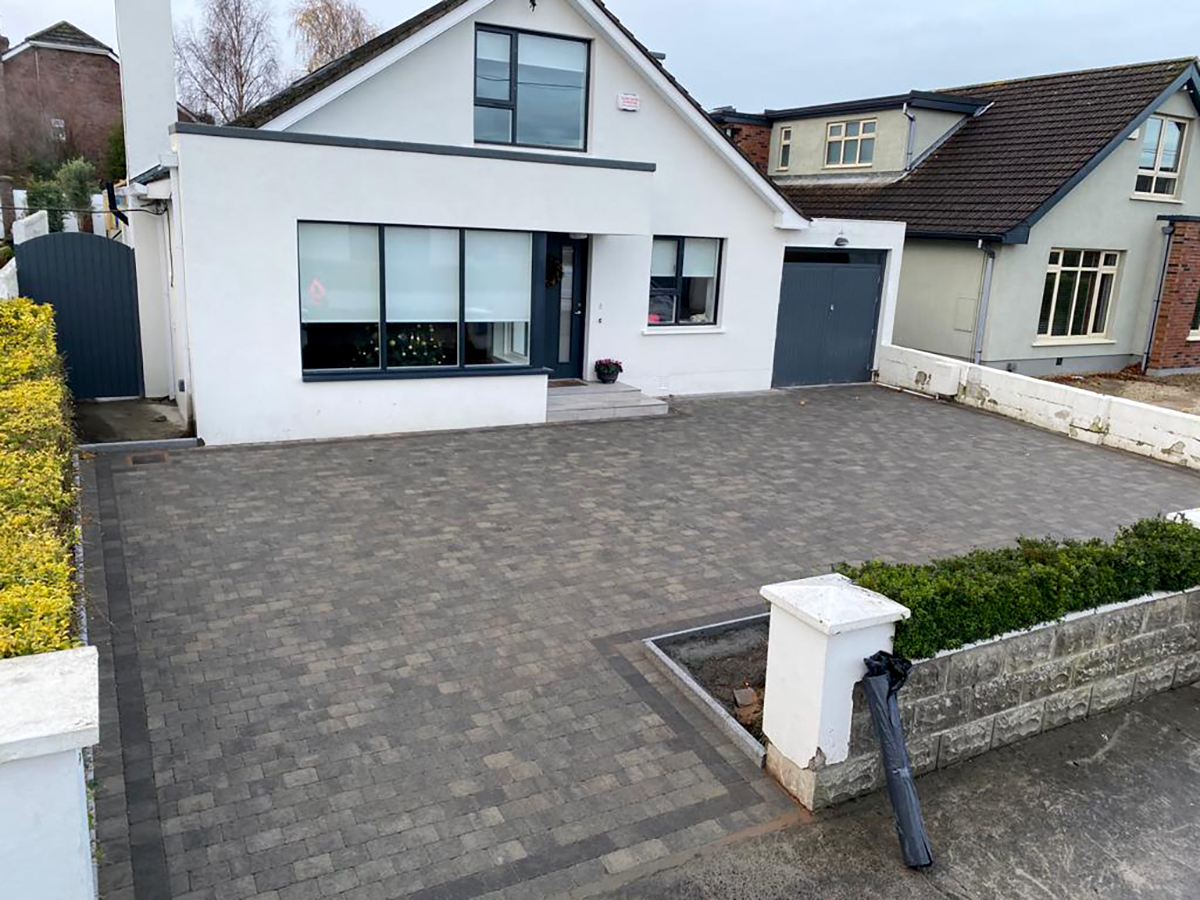 images/gallery/block-paving-driveway-gallery/5-paving-driveways-dublin-dundrum-1b.jpg#joomlaImage://local-images/gallery/block-paving-driveway-gallery/5-paving-driveways-dublin-dundrum-1b.jpg?width=1200&height=900
