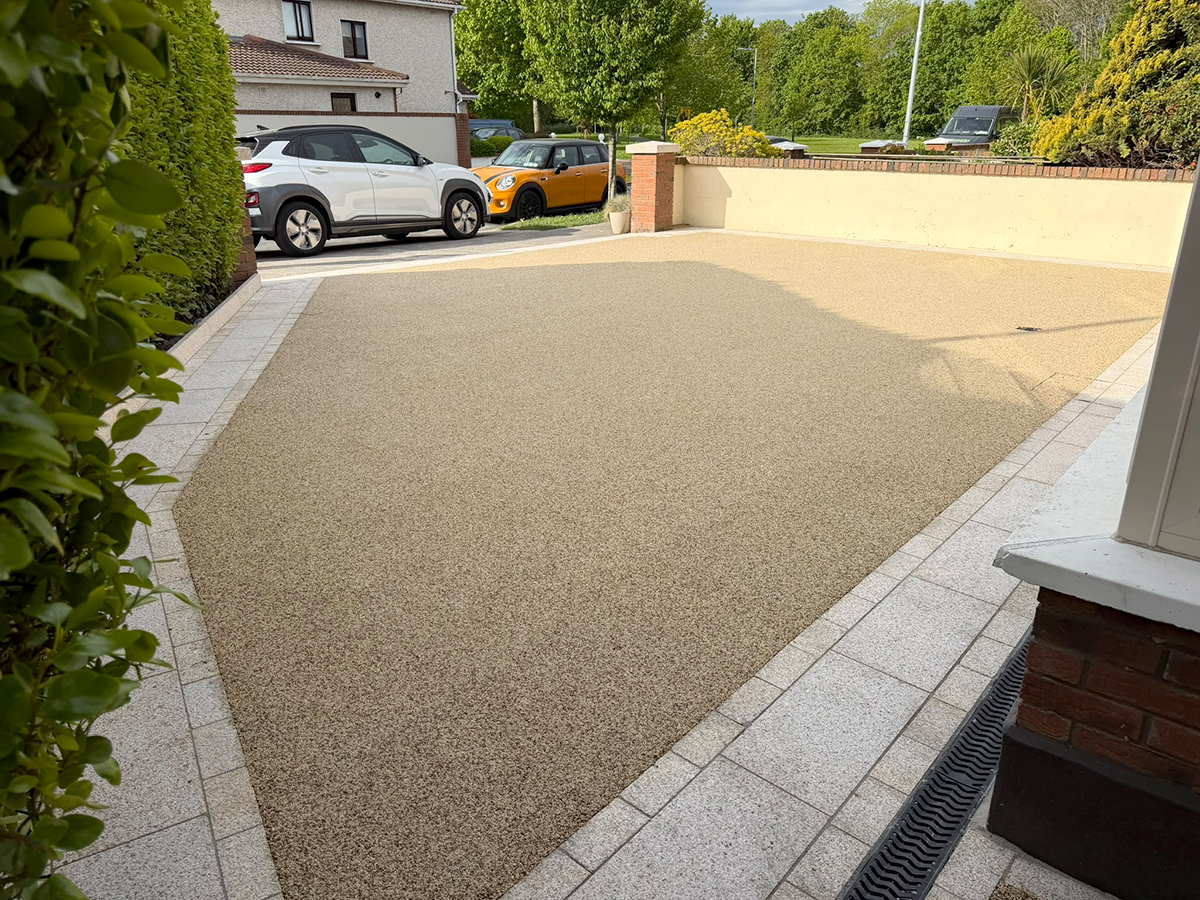 images/gallery/resin-driveways-gallery/1-resin-driveway-dublin16-driveways-4-u-2026-b.jpg#joomlaImage://local-images/gallery/resin-driveways-gallery/1-resin-driveway-dublin16-driveways-4-u-2026-b.jpg?width=1200&height=900