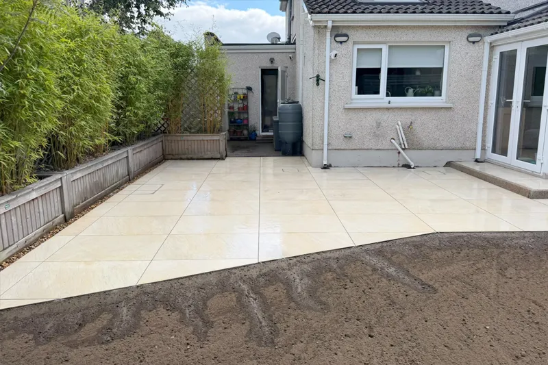 Completed SMA tarmac driveway with silver granite detailing in Ballinteer Dublin 14