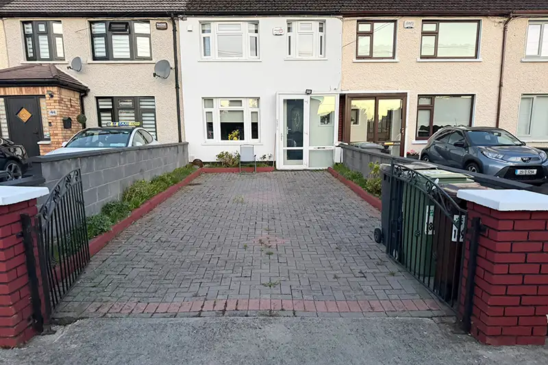 Completed SMA tarmac driveway with granite framing at Loretto Crescent Rathfarnham